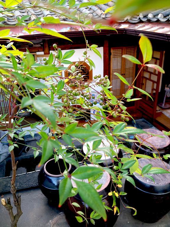 Vine Hanok Guesthouse Seúl Exterior foto