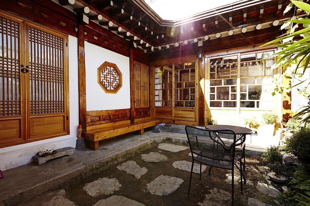 Vine Hanok Guesthouse Seúl Exterior foto