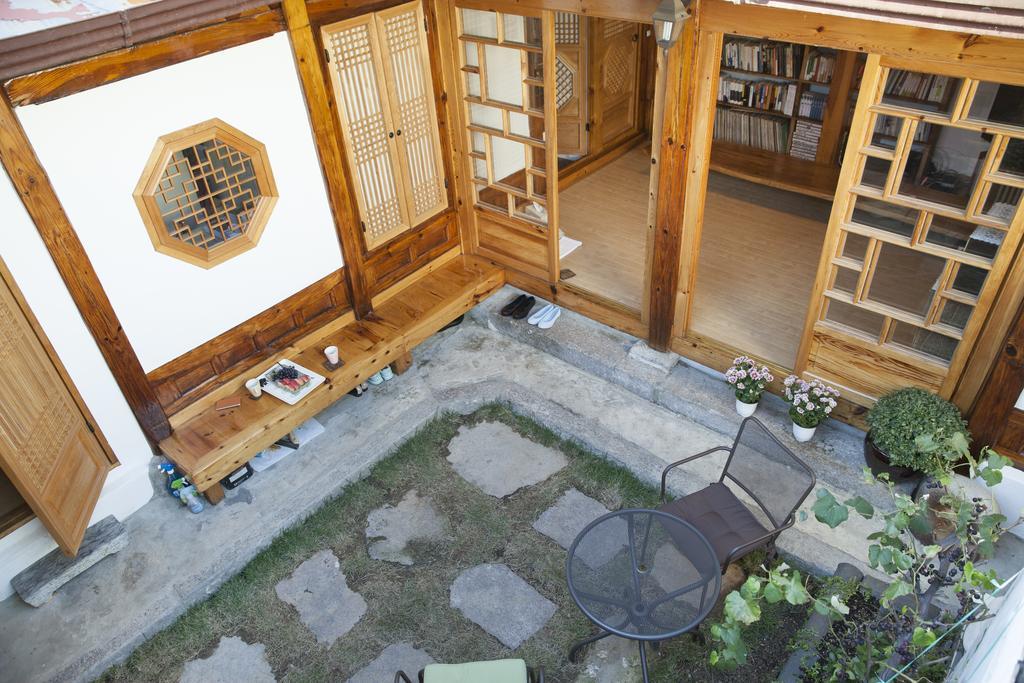 Vine Hanok Guesthouse Seúl Exterior foto